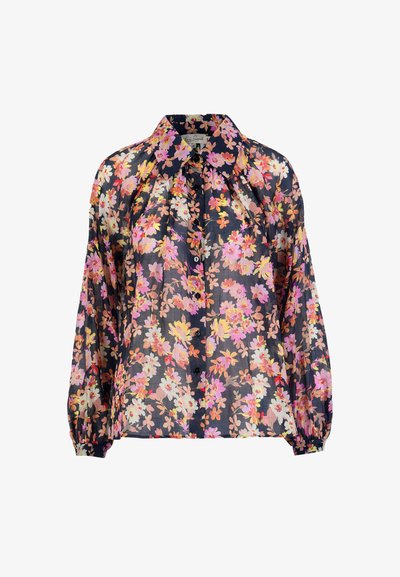 Camicia lunga trasparente a maniche lunghe con stampa floreale colorata in rosa, giallo e arancione su uno sfondo blu navy scuro, con bottoni e colletto.