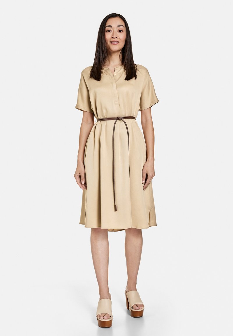 Damen Freizeitkleider | Gerry Weber Freizeitkleid desert/sand - KX80564 Damen Freizeitkleider | Gerry Weber Freizeitkleid desert/sand - KX80564