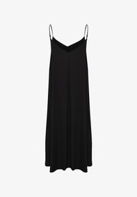 Vald, black