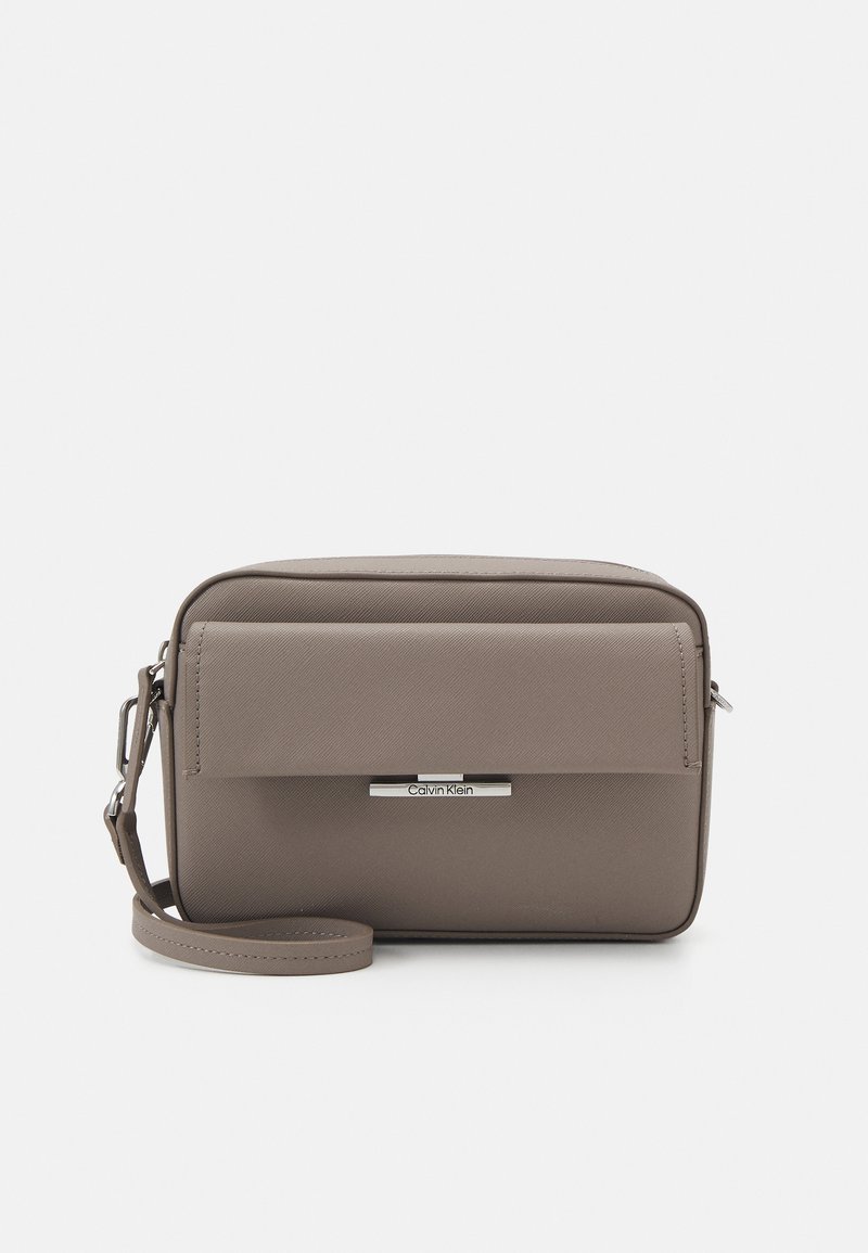 Calvin Klein - Torba na ramię