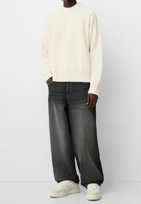 Bershka Pullover - off-white