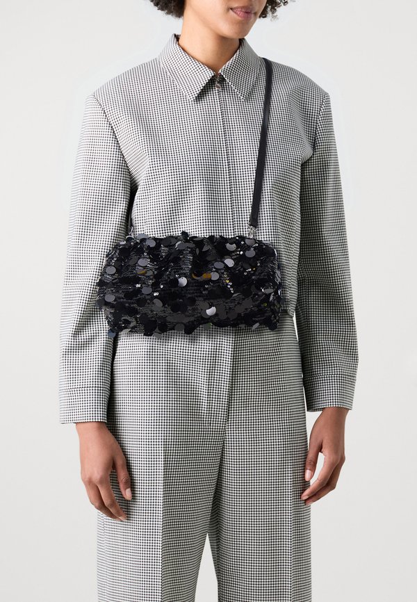 SEQUIN CLUTCH BAG - Clutch