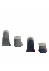 Vier Paar Knöchelsocken in verschiedenen Grautönen, Hellgrau und Marineblau, mit kontrastierenden gerippten Bündchen und minimalistischem Design.