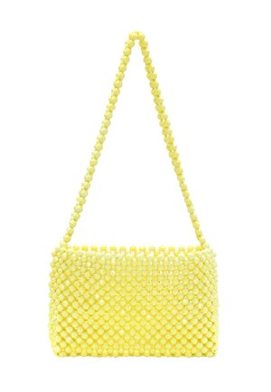 Borsa a tracolla gialla di forma rettangolare. Presenta una superficie texturizzata creata da piccole perline sferiche.