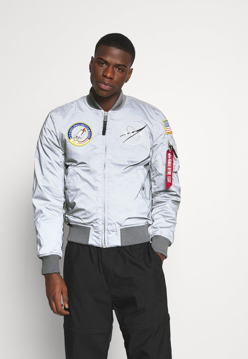 Alpha Industries - NASA REFLECTIVE - Bunda z nepravej kože - silver, Zväčšiť