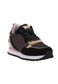 Scarpe da corsa nere e oro con tessuto a fantasia, accenti rosa, sovrapposizioni testurizzate e una suola intermedia bianca. Dettagliate con borchie sul lato.
