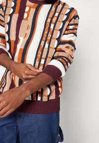 Only & Sons Trui - brown