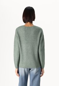 ONLY Tall ONLCAMILLA TALL - Strickpullover - laurel wreath