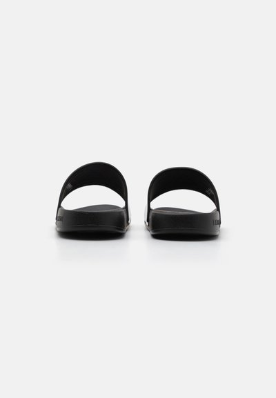 EA7 Emporio Armani UNISEX - Чехли за басейн - black/gold