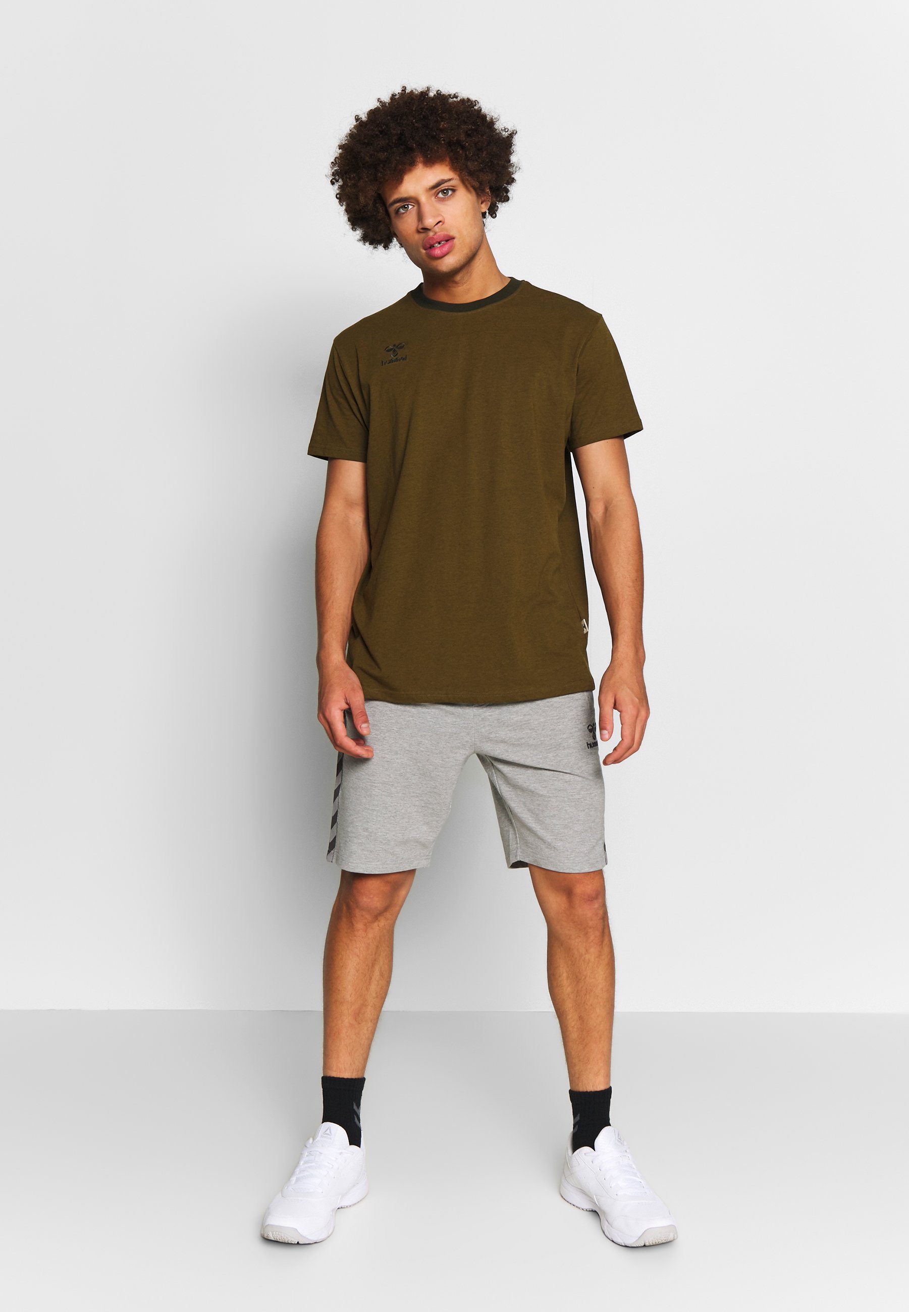 Hummel HMLMOVE - Pantalón corto de deporte - grey melange/gris - Zalando.es
