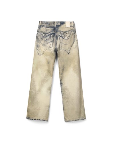 Lysfarvede, bredbenede jeans med en falmet tekstur og mørk syning. Har baglommer med et særprægede design og rå kanter.