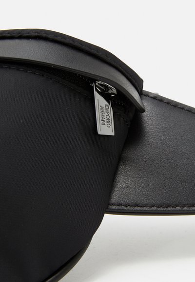 Emporio Armani WAISTBAG BELTBAG UNISEX - Saszetka nerka