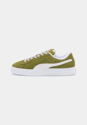 Puma SUEDE XL SOFT - Skate shoes - olive green-puma white