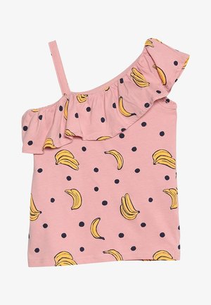 Różowy top bez rękawów z jedną ramiączkiem na ramię, ozdobnym dekoltem z falbanką oraz wzorem żółtych bananów i czarnych kropek.