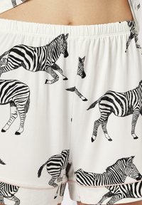 Chelsea Peers ZEBRA PRINT V-NECK BUTTON UP - Pyjama - white