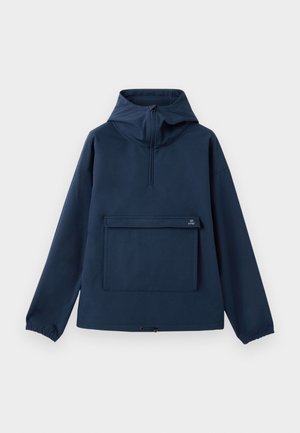 Sweatshirt com capuz azul-marinho, meio fecho de correr, grande bolso frontal, punhos elásticos e capuz estruturado. Textura suave, design minimalista.