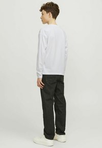 Jack & Jones Junior LOGO - Top s dlouhým rukávem - white