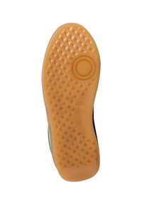 Semelle de chaussure en caoutchouc avec un motif texturé en forme de diamant de couleur orange, présentant un détail circulaire au centre et un bord latéral noir.