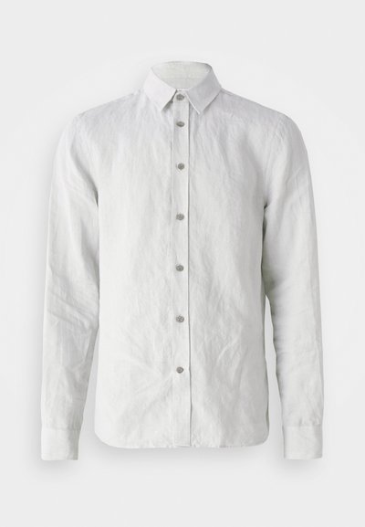 Hvit lin langermet skjorte med spiss krage, syv knapper foran og litt strukturert stoff.