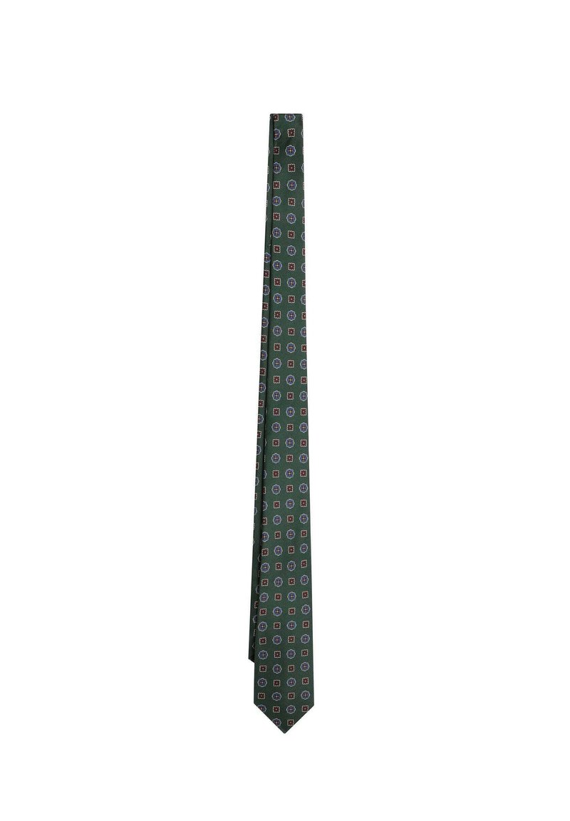 Corbata verde con patrón geométrico que presenta cuadrados rojos y azules sobre una tela texturizada, de forma estrecha y diseño de extremo puntiagudo.