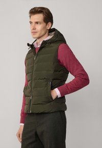 Façonnable QUILTED HOOD - Weste - khaki green