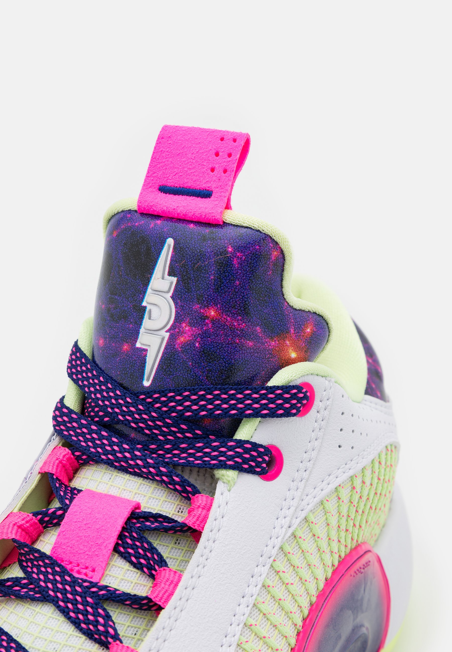 royal blue jordan shoes