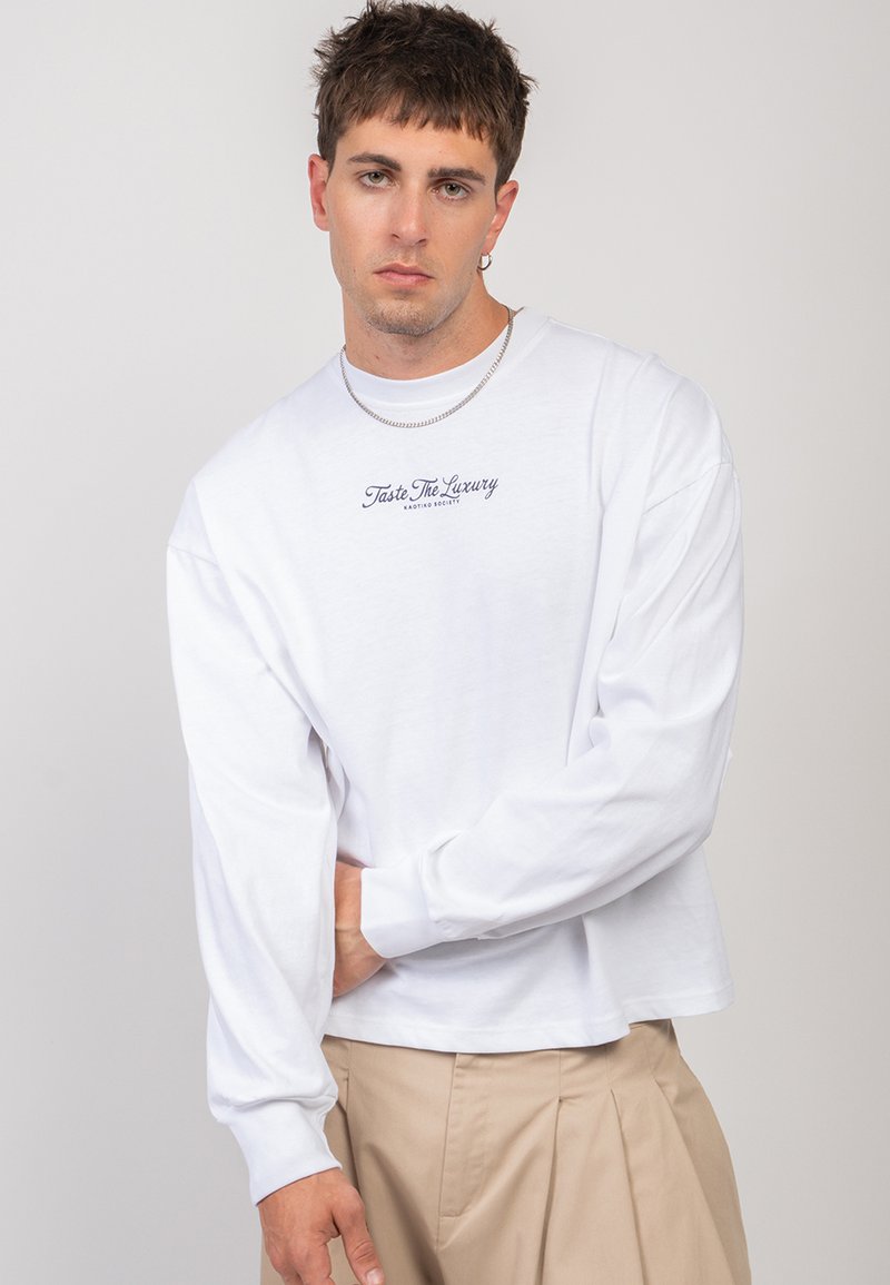 Kaotiko TASTE THE LUXURY UNISEX - Ikdienas džemperis - white
