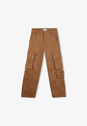 Brązowe spodnie cargo wykonane z mocnego materiału, z dwoma dużymi kieszeniami bocznymi z zatrzaskami, zamkiem błyskawicznym i szlufkami na pasek.