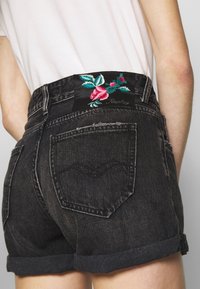 Replay Shorts vaqueros - grey denim