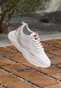 LEON - Sneaker low - white