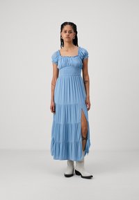 Hollister Co. SAIDIE TIERED - Maxi-jurk - blissful blue