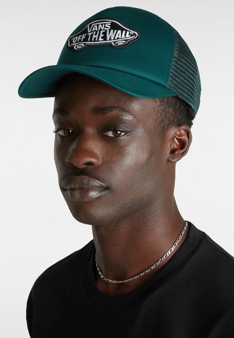 Vans CLASSIC PATCH CURVED BILL TRUCKER - Gorra - bistro green