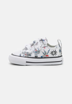 CHUCK TAYLOR ALL STAR CREATURE FEATURE UNISEX - Zapatillas - white/ash stone/dark marina blue