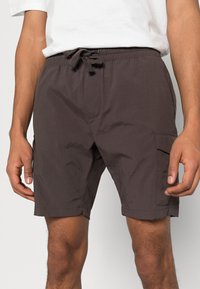Brave Soul Shorts - brown