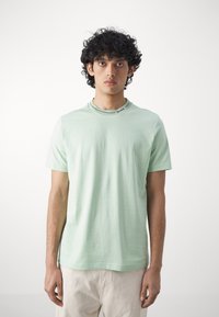 BOSS TEE - Basic póló - open green