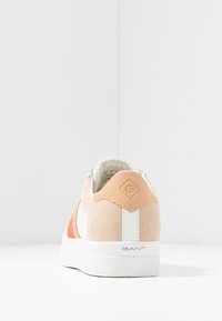 GANT AVONA  - Sneaker low - bright white/coral