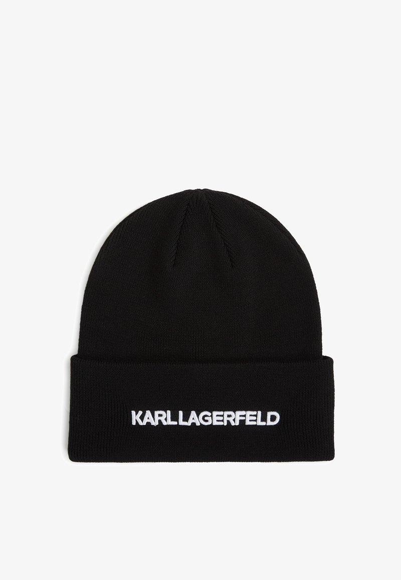 Svart strikket lue med brett, med hvit brodert tekst "KARL LAGERFELD" foran. Glatt tekstur og tettsittende passform.