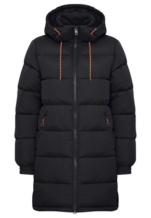 Fekete dzseki kapucnival, elülső cipzárral, állítható narancssárga zsinórral, két oldalsó zsebbel és steppelt felülettel.