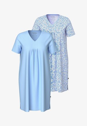 Twee nachtjaponnen: de ene effen lichtblauw, de andere met een patroon van lichtblauwe bloemen. Beide hebben korte mouwen en een v-hals.