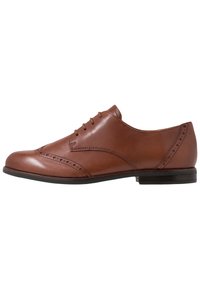 Caprice LACE-UP - Lace-ups - cognac