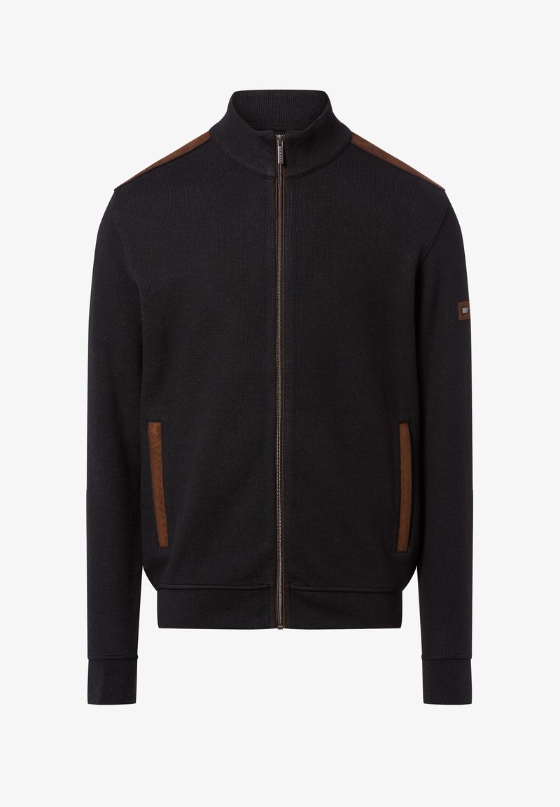 Giacca nera con zip e colletto alto, caratterizzata da dettagli in finta pelle marrone sulle spalle e tasche, texture a coste e polsini aderenti.