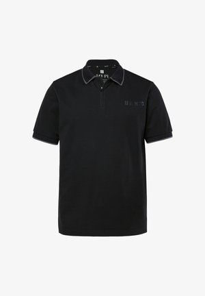 Sort kortærmet polo med lynlås ved kraven, diskret kontrastbånd på krave og manchetter samt indpræget "UNLMTO" tekst på brystet.