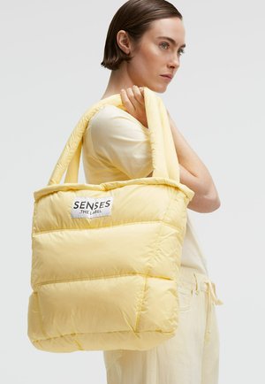 SENSES.THE LABEL, SENSES.THE LABEL PUFFER BAG AL:VA MIT ZIPPER - Tote bag - butteryellow
