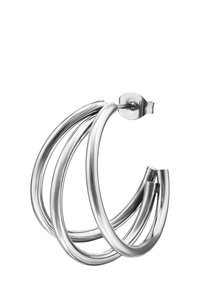 Orecchini ad anello in metallo argentato con tre bande curve, superficie liscia e chiusura a perno sicura per un facile indossamento.