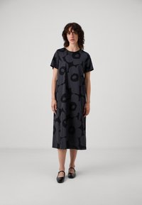 Marimekko - PISTEINEN UNIKKO - Jerseyklänning - black/dark grey Miniatyrbild 1