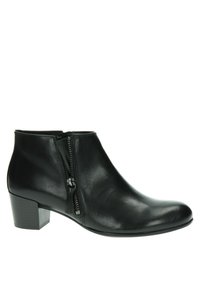 Bottine en cuir noir avec un embout rond, détail de fermeture éclair sur le côté et un petit talon carré. Texture lisse avec un design épuré.