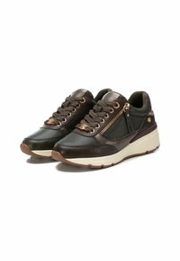 Carmela Zapatillas - kakhi