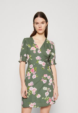 Pieces PCTALA WRAP DRESS - Φόρεμα ημέρας - laurel wreath