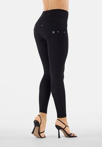 Freddy PUSH UP WRUP® VITA ALTA SUPERSKINNY NAVETTA - Jeans Skinny - nero