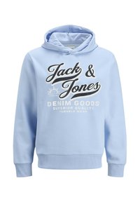 Haut à capuche bleu clair avec un graphisme à l'avant en texte noir et blanc. Comprend une capuche avec cordon de serrage et des poignets et un ourlet côtelés pour plus de texture.